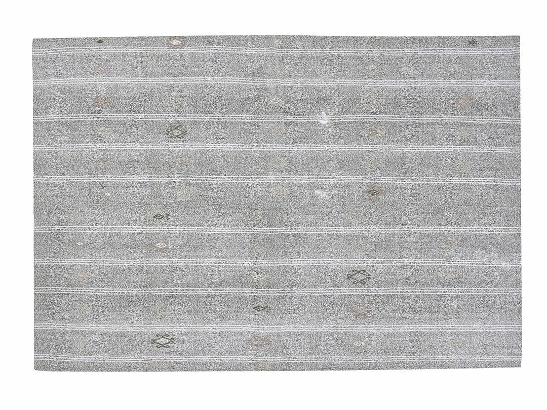 Gray Kilim Rug 5' 5" x 7' | No. VR61585
