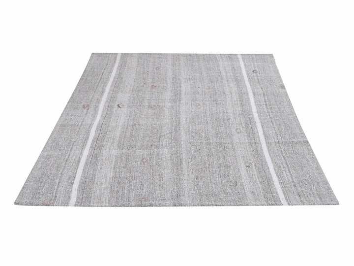 Gray Kilim Rug 5' 11" x 7' 7" | No. VR45413
