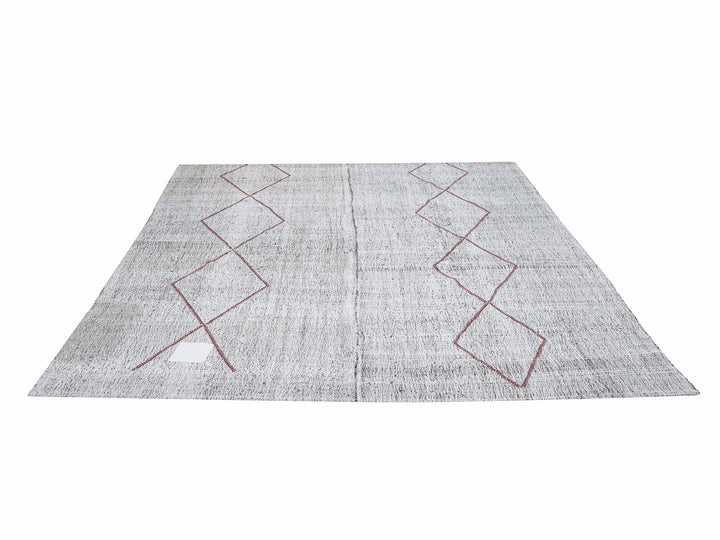 Gray Kilim Rug 7' 5" x 8' 5" | No. VR14060