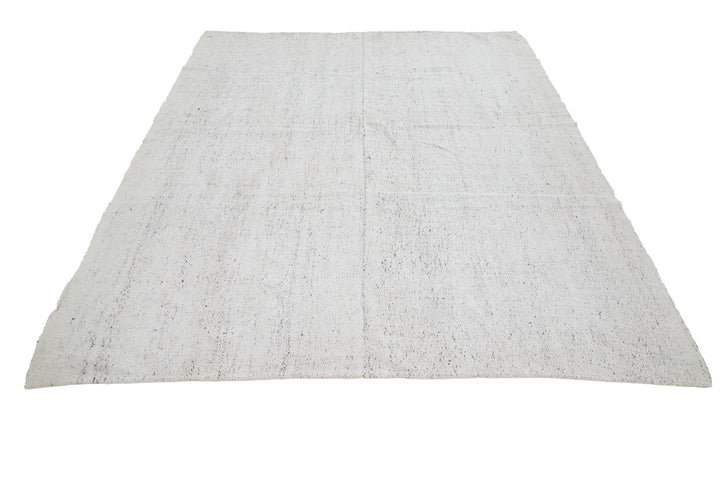 White Kilim Rug 6' 7" x 8' 10" | No. VR26240