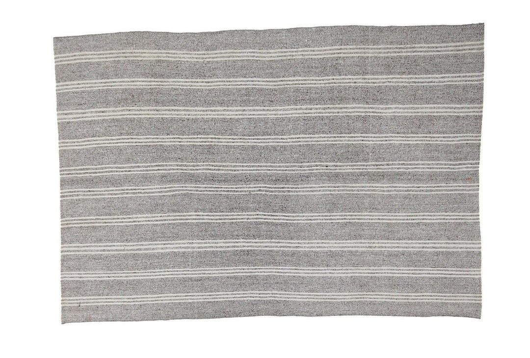 Kilim Rug 5' 7" x 8' | No. VR50994