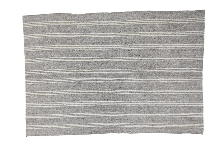 Kilim Rug 5' 7" x 8' | No. VR50994