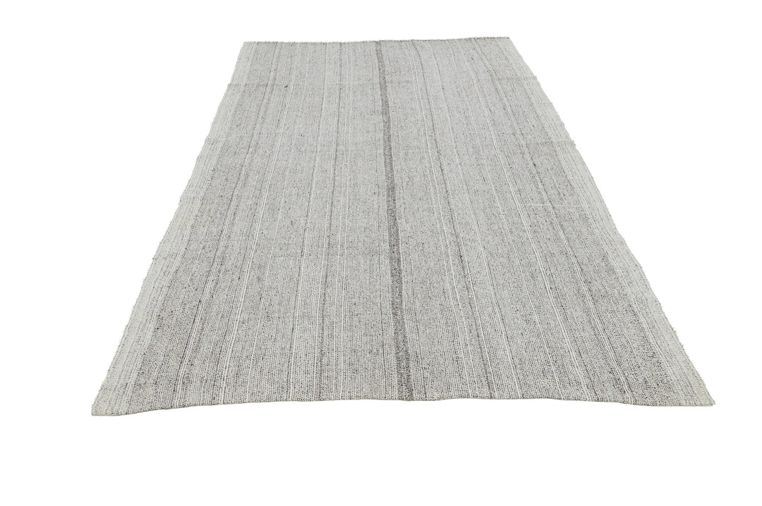 Gray Kilim Rug 5' 5" x 9' 10" | No. VR96823
