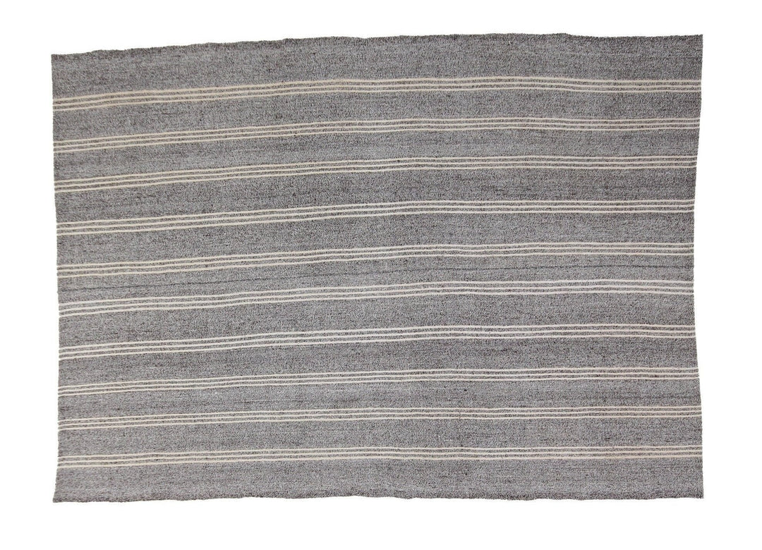 Kilim Rug 6' 5" x 8' 5" | No. VR83073