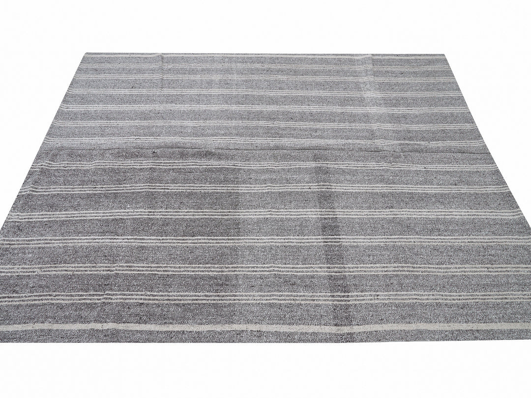 Gray Kilim Rug 6' 4" x 7' 11" | No. VR38013