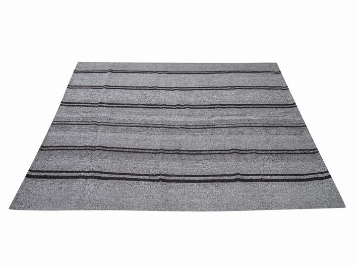 Gray Kilim Rug 5' 3" x 6' 7" | No. VR65713