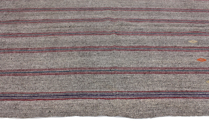Gray Kilim Rug 6' 1" x 7' 10" | No. VR31422
