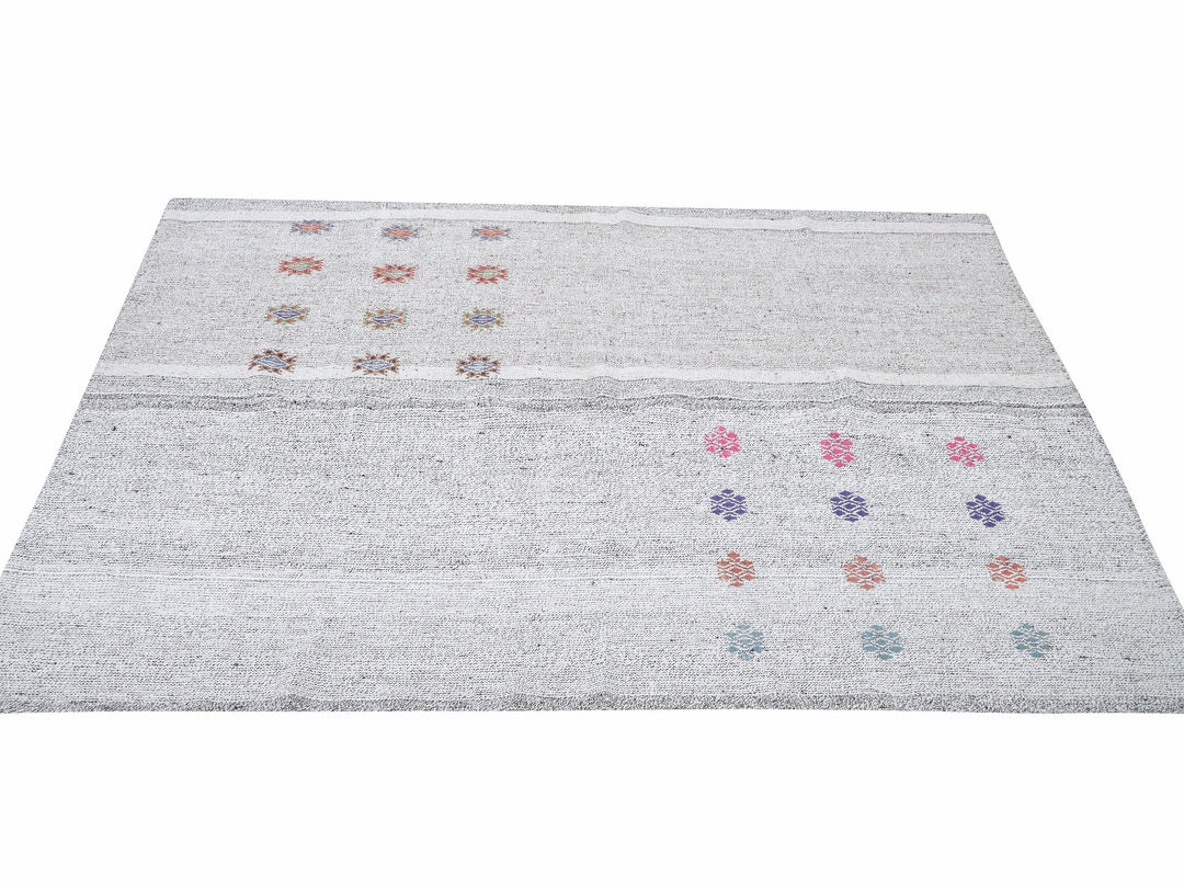 Gray Kilim Rug 4' 10" x 7' 5" | No. VR39120