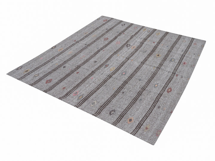 Gray Kilim Rug 6' 4" x 7' 2" | No. VR33773
