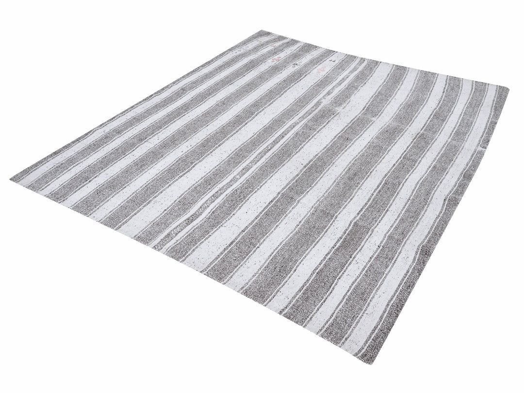 Gray Kilim Rug 6' 8" x 7' 8" | No. VR58928