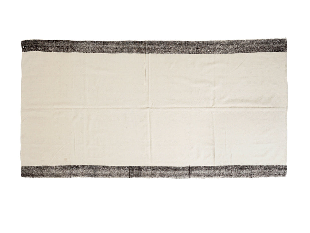 Beige Kilim Rug 5' 4" x 10' 4" | No. VR69051