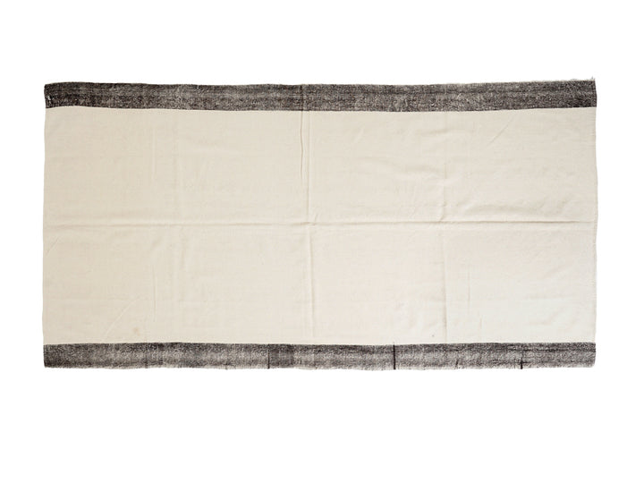 Beige Kilim Rug 5' 4" x 10' 4" | No. VR69051