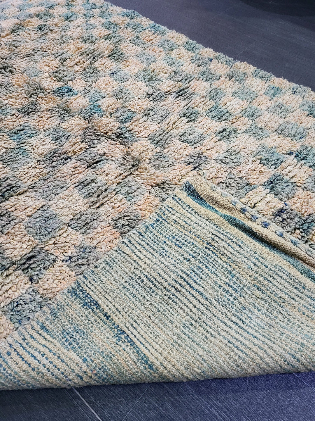 Tan Turkish Vintage Rug 3' 8" x 5' 10" Hand-Knotted border