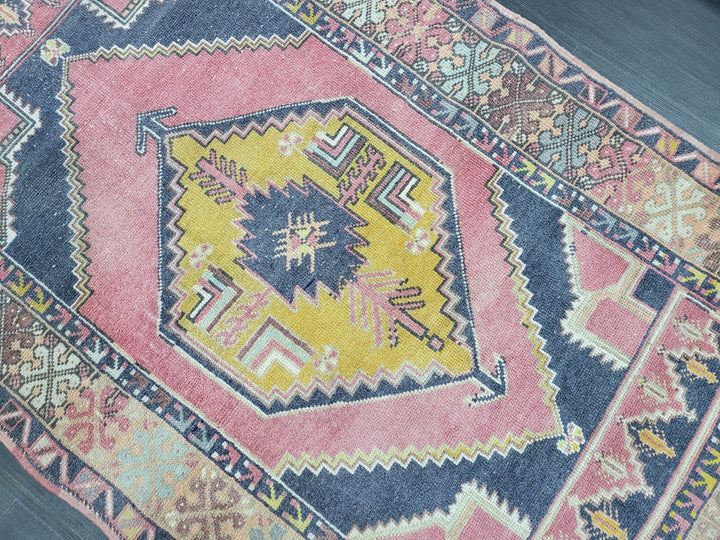 Rust Turkish Oushak Rug 3' 6" x 5' 11" Hand-Knotted close-up