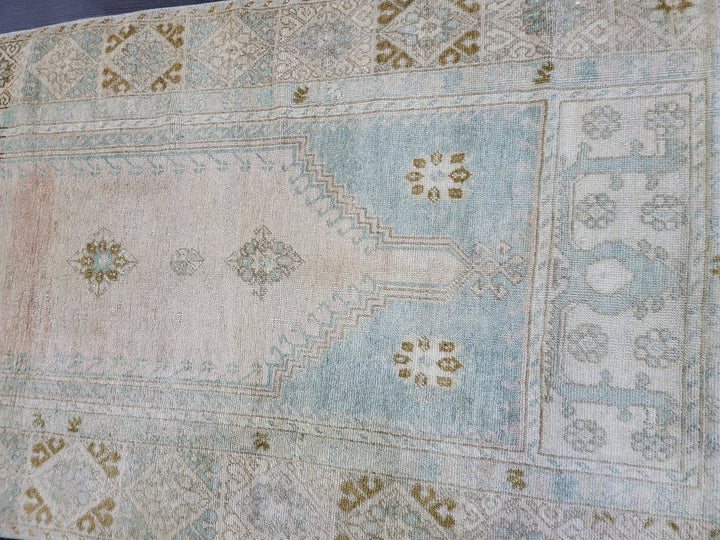 Beige Turkish Runner Rug 2' 9" x 5' 2" Hand-Knotted reverse