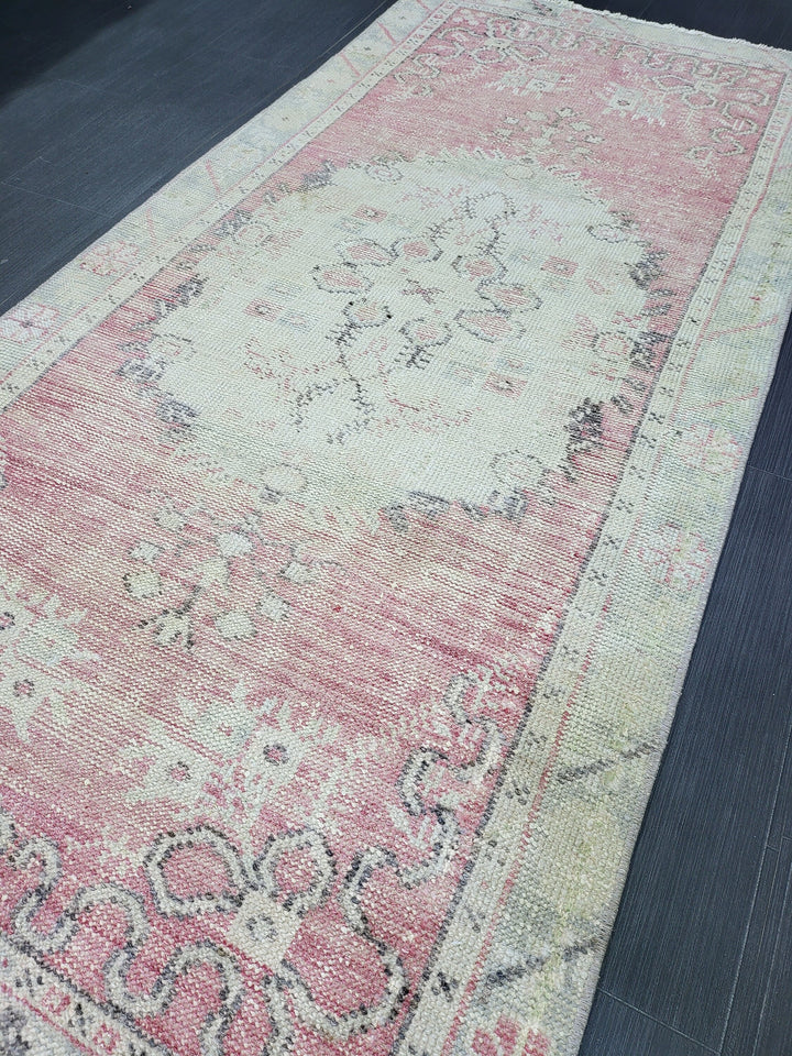 Tan Turkish Oushak Rug 2' 8" x 5' 9" Hand-Knotted field