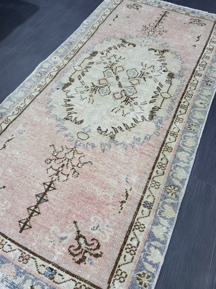 Rust Turkish Oushak Rug 2'11" x 5'10" Hand-Knotted border