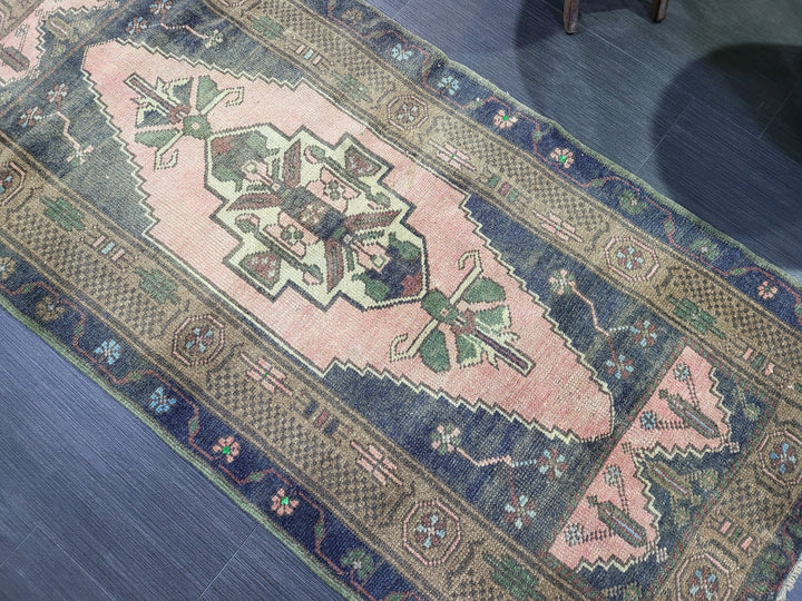 Tan Turkish Runner Rug 2' 6" x 5' 4" Hand-Knotted field