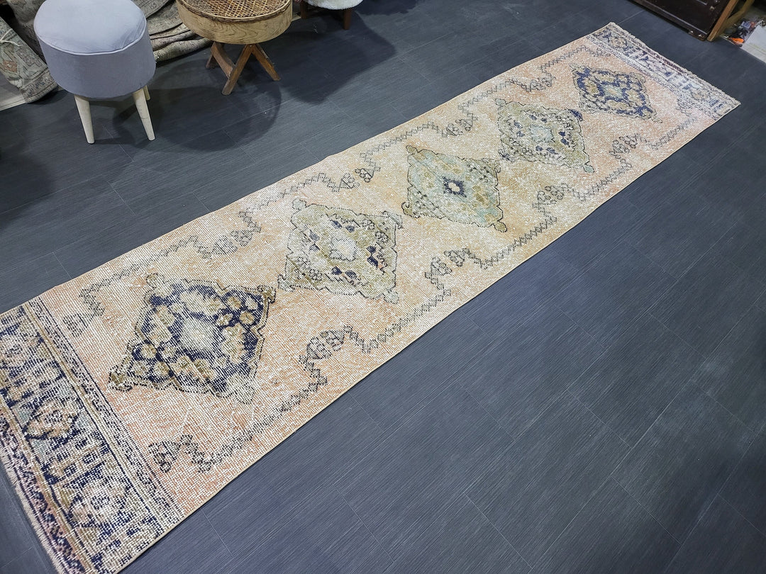 Beige Turkish Runner Rug 2' 9" x 11' 3" Hand-Knotted border