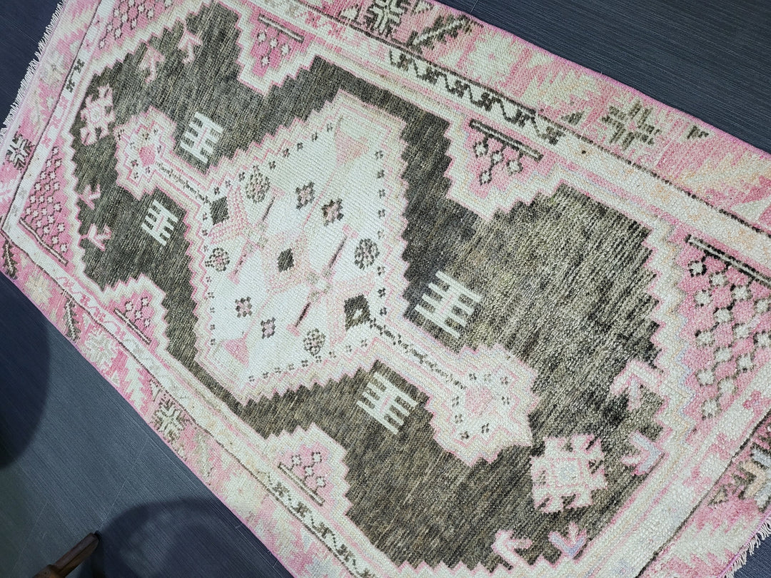 Rust Turkish Oushak Rug 2' 5" x 4' 1" Hand-Knotted view 9
