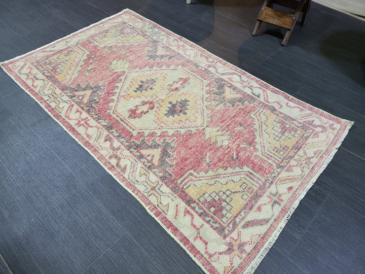 Beige Turkish Oushak Rug 2' 5" x 4' 3" Hand-Knotted