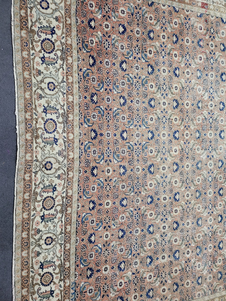 Turkish Oushak Rug 9' 1" x 12' 8" Hand-Knotted pattern