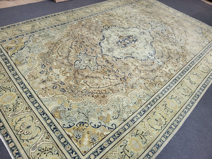 Beige Turkish Runner Rug 6' 3" x 9' 8" Hand-Knotted detail