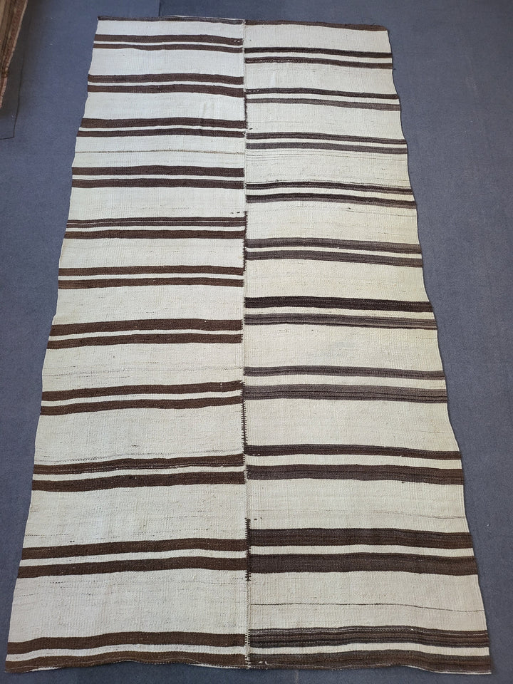 Rust Turkish Runner Rug 4' 10" x 9' 3" Hand-Knotted field