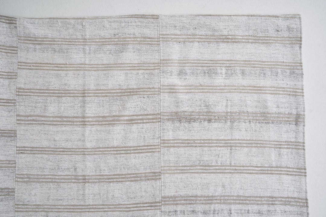 Kilim Rug 10' 2" x 10' | No. VR55535