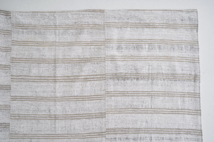 Kilim Rug 10' 2" x 10' | No. VR55535