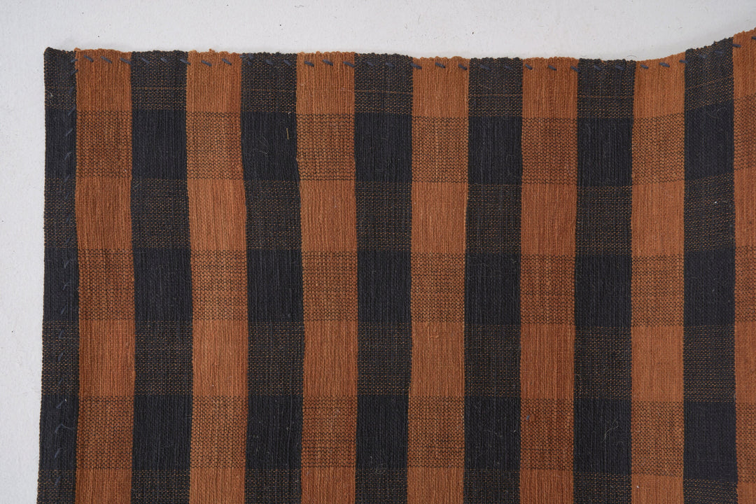 Neutral Kilim Rug 5' 5" x 8' | No. VR29360