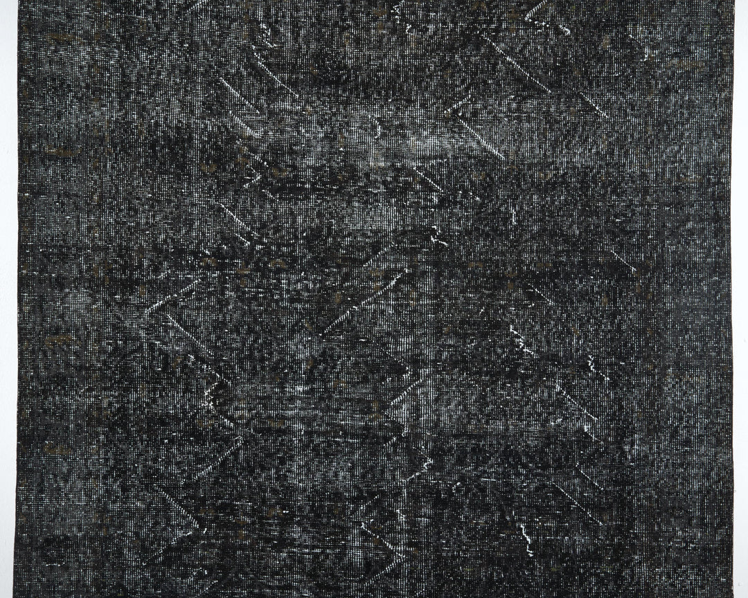 Black Oushak Rug 9' 3" x 5' 5" | No. VR16419