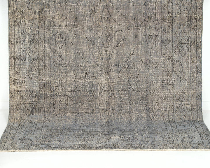 Gray Oushak Rug 8' 2" x 4' 9" | No. VR92342