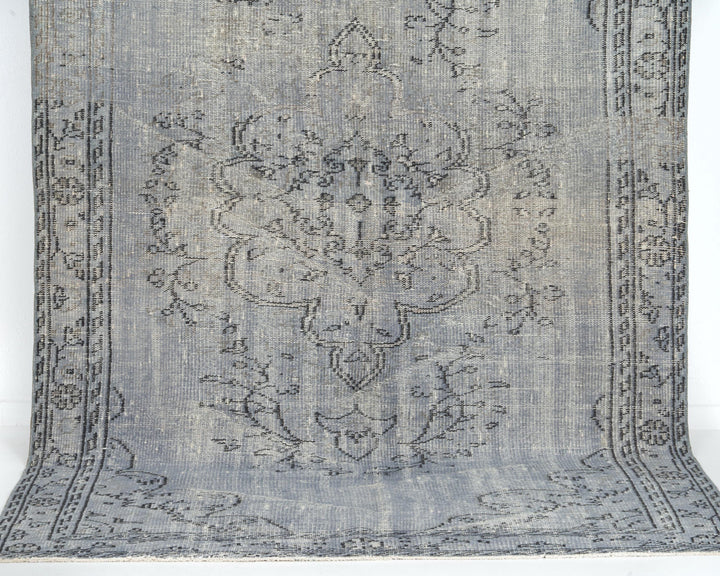 Gray Oushak Rug 8' 11" x 5' 2" | No. VR81347