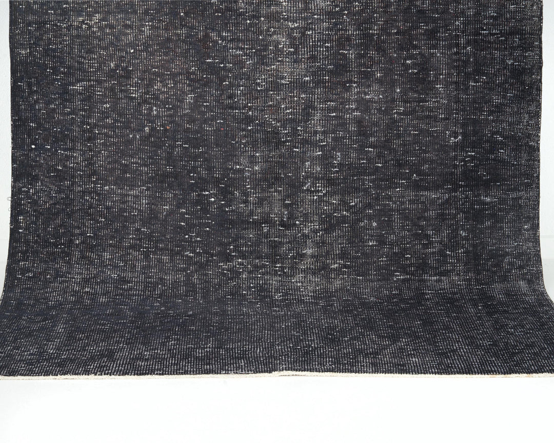 Black Oushak Rug 4' 8" x 8' 5" | No. VR45808