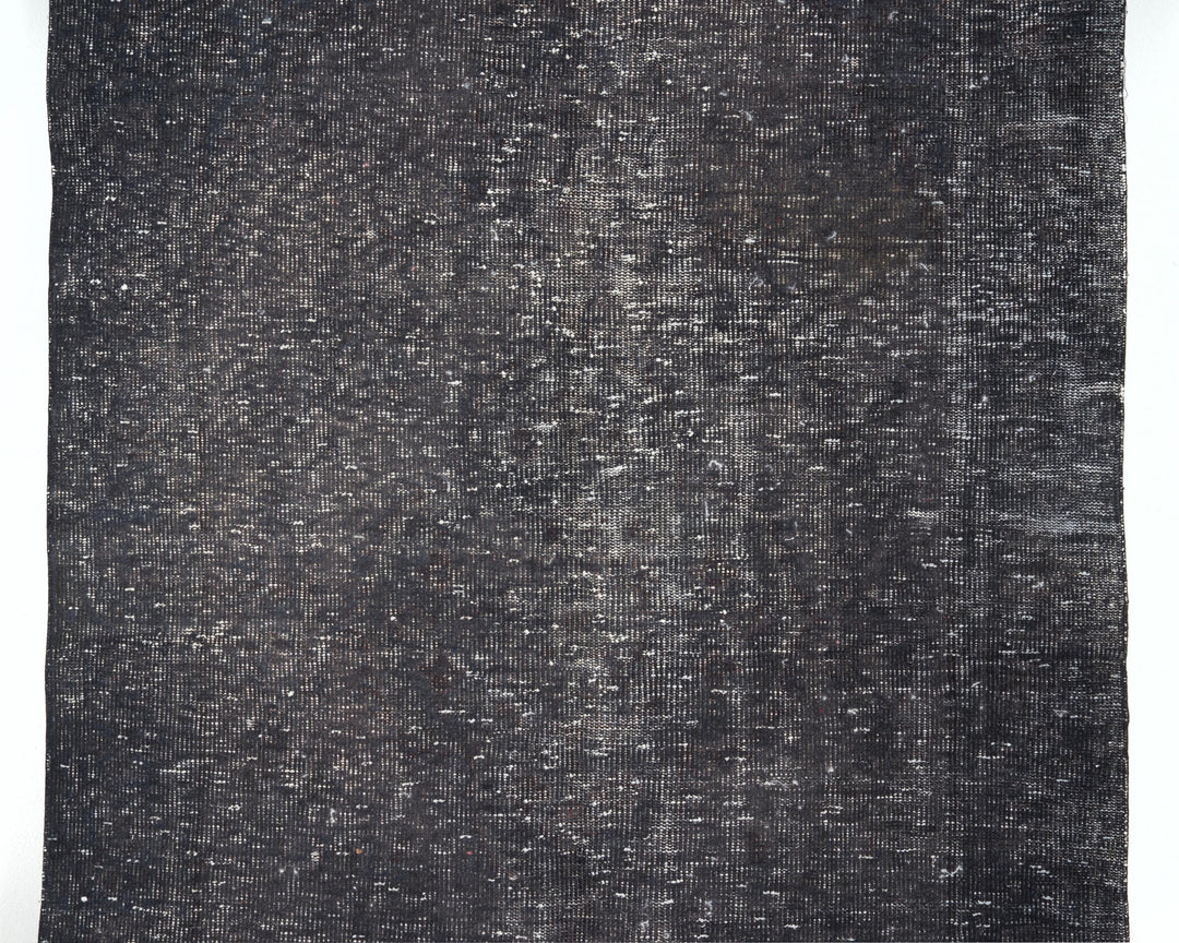 Black Oushak Rug 4' 8" x 8' 5" | No. VR45808