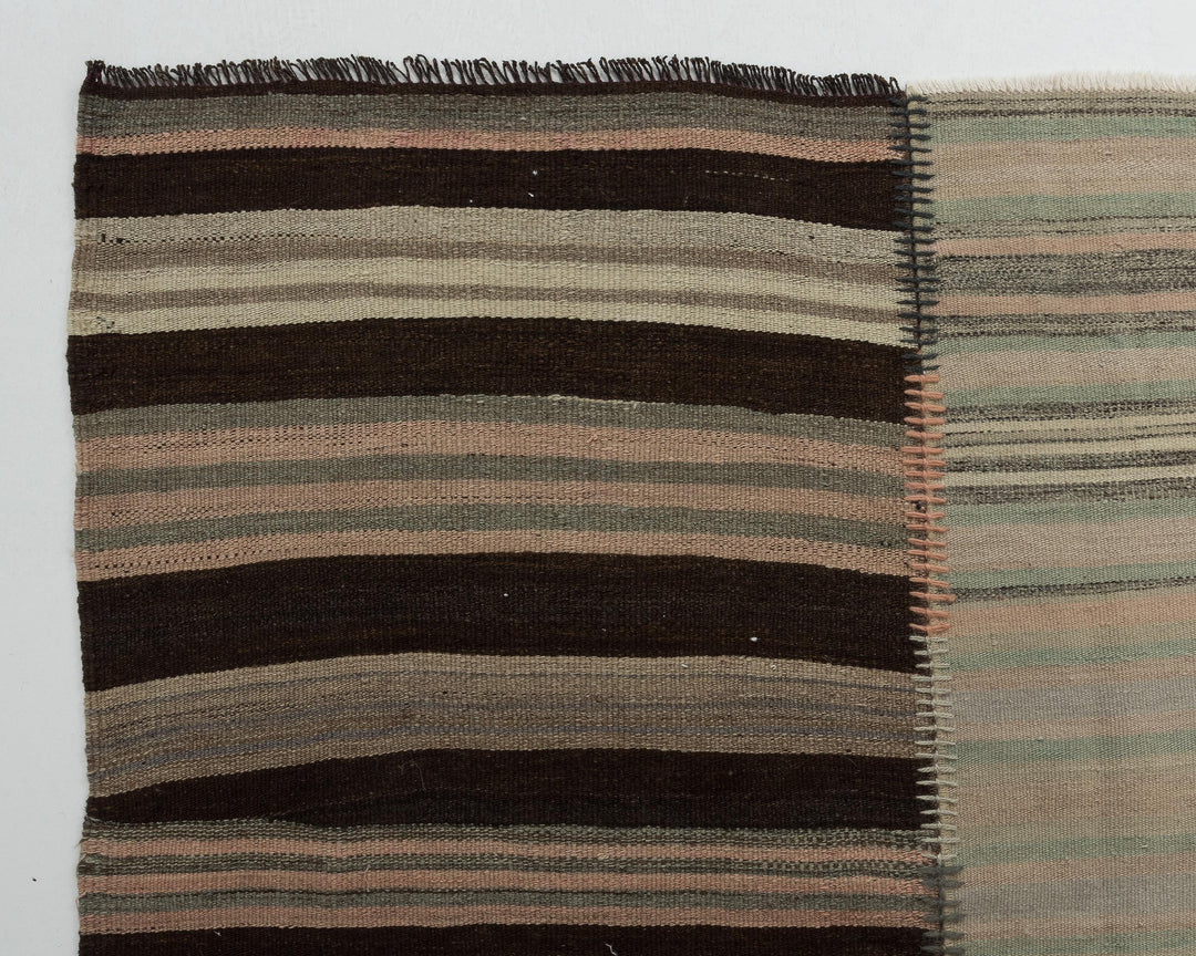 Kilim Rug 7' 10" x 11' 6" | No. VR57461