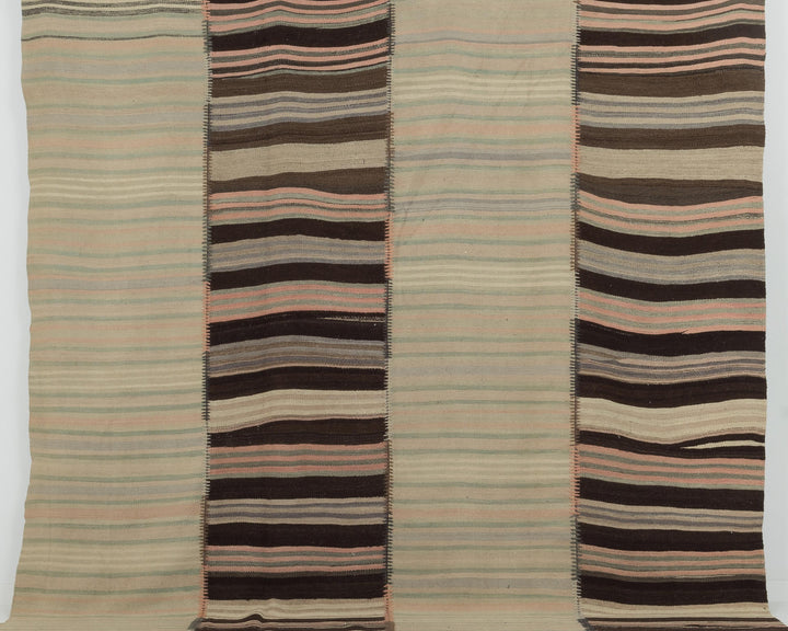 Kilim Rug 7' 10" x 11' 6" | No. VR57461
