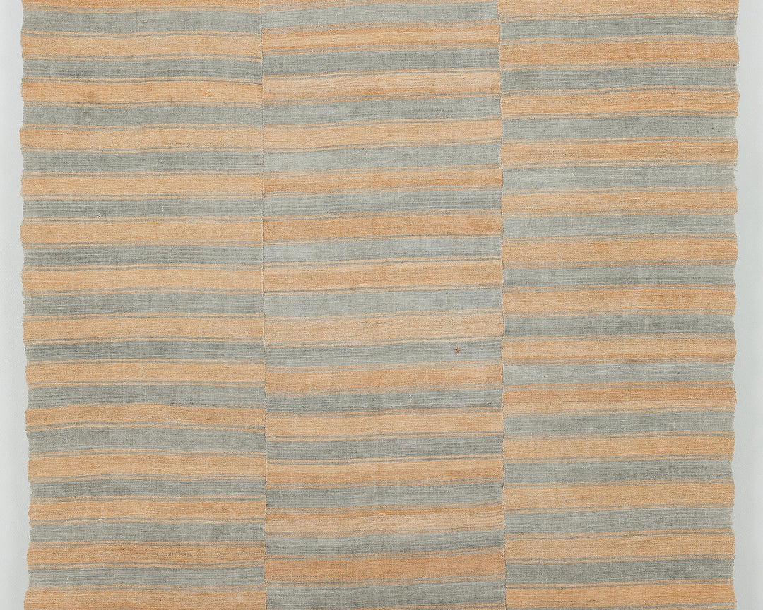 Kilim Rug 5' 11" x 9' 2" | No. VR72185