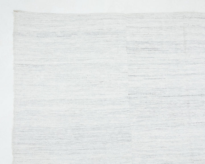 White Kilim Rug 5' 11" x 10' 2" | No. VR88952