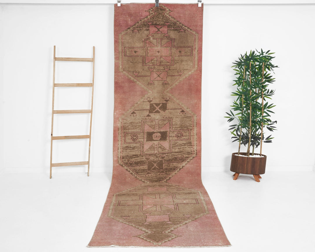 Runner Rug 3' x 10' 11" | No. VR39626