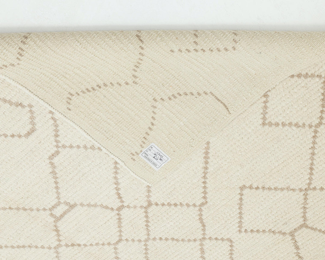 Beige Oushak Rug 6' 9" x 10' | No. VR85509