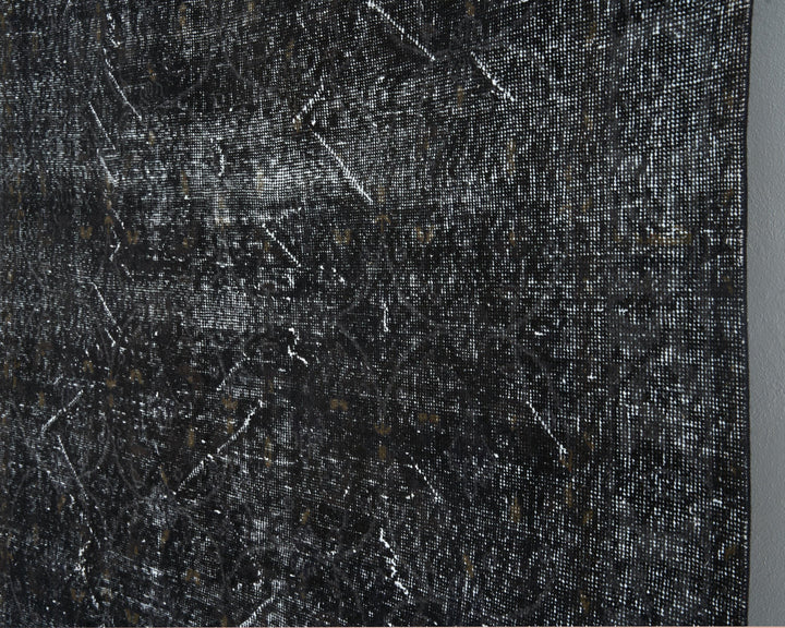 Black Oushak Rug 9' 3" x 5' 5" | No. VR16419