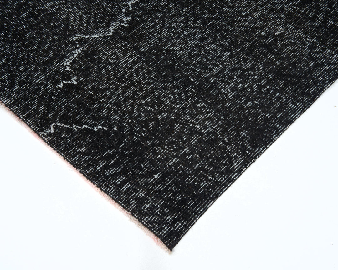 Black Oushak Rug 9' 4" x 5' 7" | No. VR62908