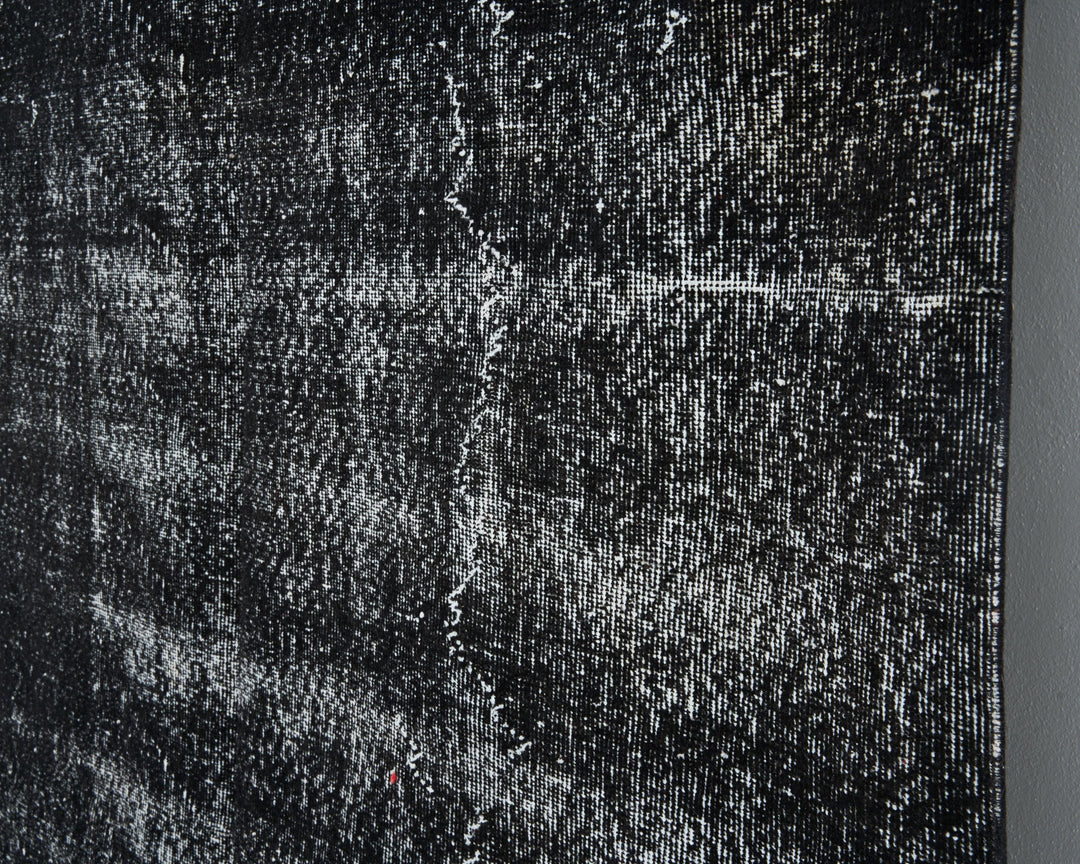Black Oushak Rug 9' 4" x 5' 7" | No. VR62908