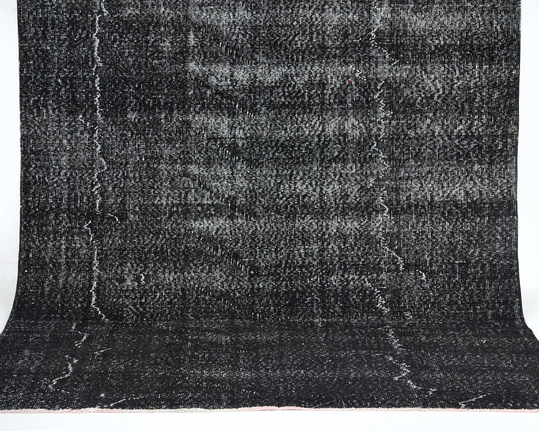 Black Oushak Rug 9' 4" x 5' 7" | No. VR62908