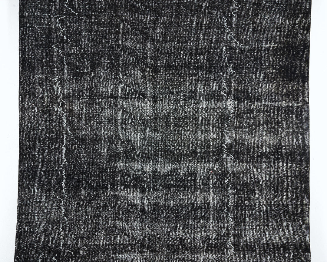 Black Oushak Rug 9' 4" x 5' 7" | No. VR62908