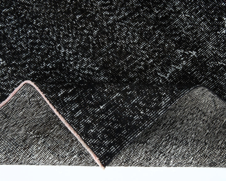Black Oushak Rug 9' 4" x 5' 7" | No. VR62908