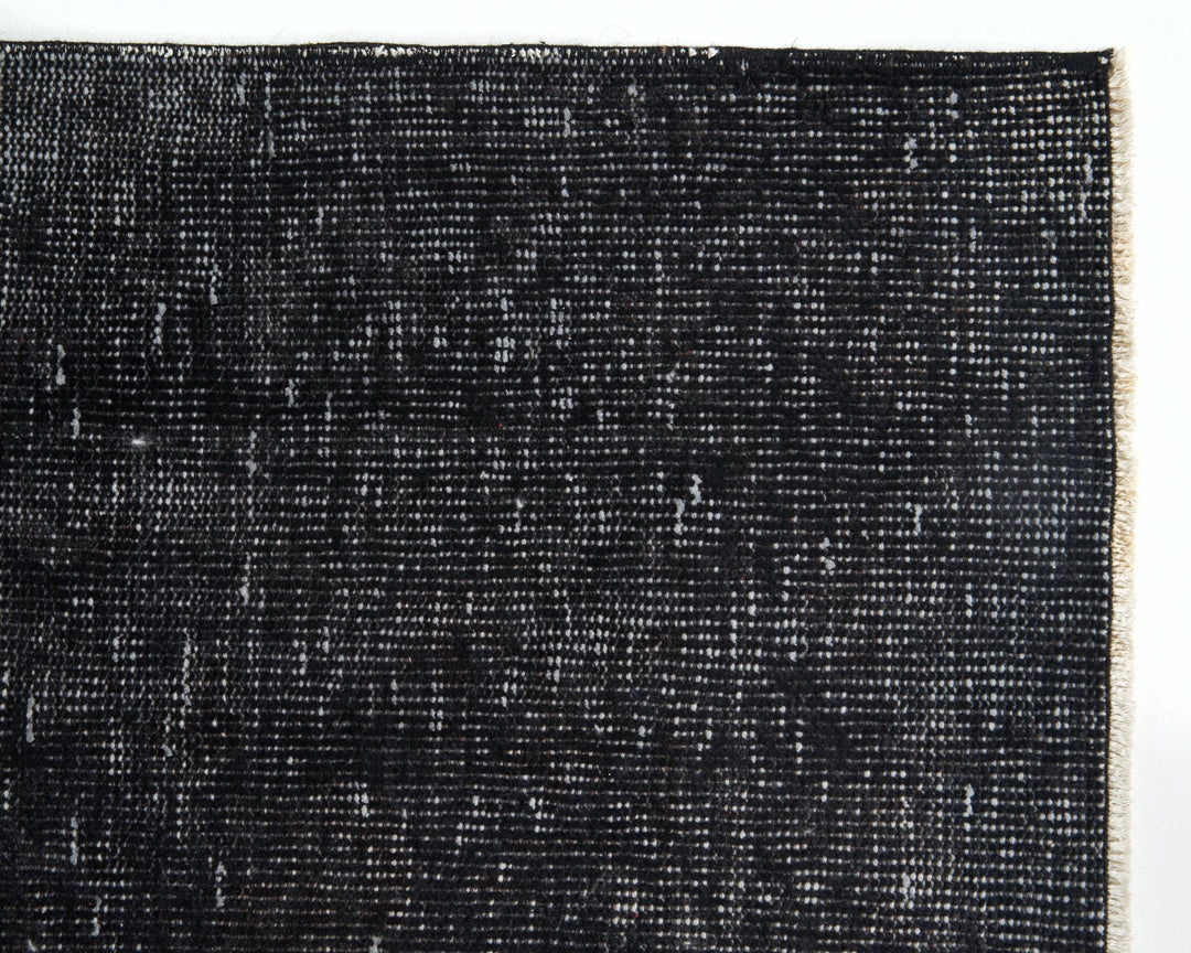 Black Oushak Rug 4' 8" x 8' 5" | No. VR45808