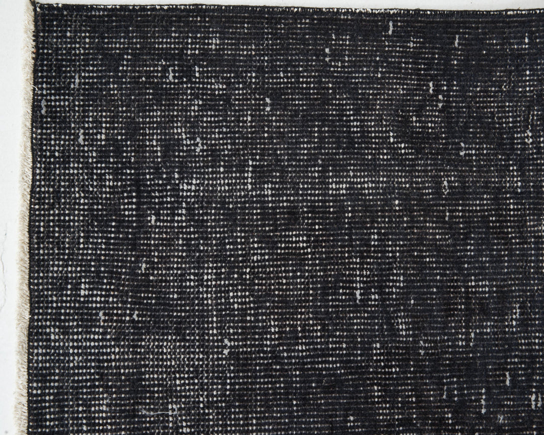 Black Oushak Rug 4' 8" x 8' 5" | No. VR45808